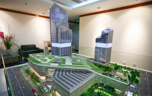 廣場(chǎng)沙盤(pán)模型首次亮相 廣場(chǎng)沙盤(pán)模型首次亮相